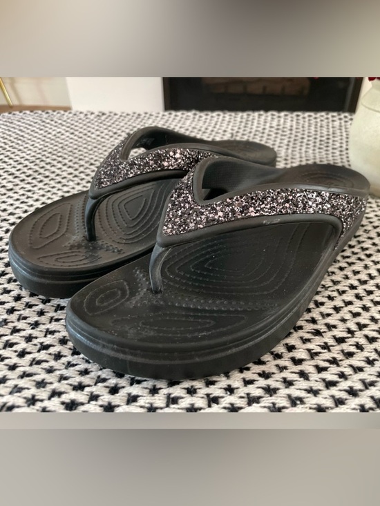 CROCS Shoes - Crocs Glitter Flip Flop Sandals Black Casual Comfort Summer Bling Size 9